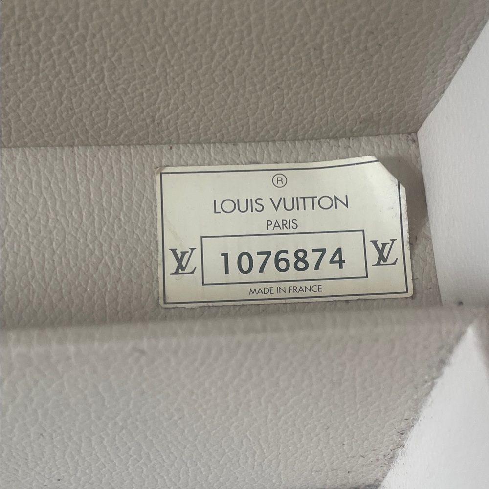 Louis Vuitton Brown Monogram Travel Trunk with Natural Leather Handle - Picture 5 of 9